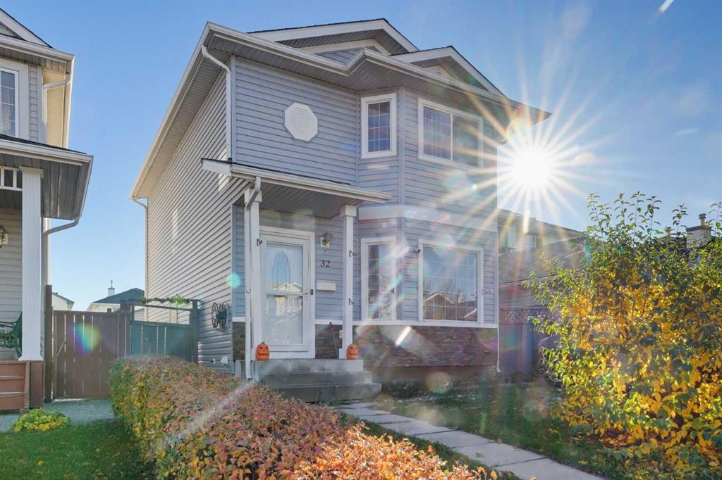 Third View of 32 Los Alamos Crescent NE, Monterey Park, Calgary, Alberta, T1Y 7E8
