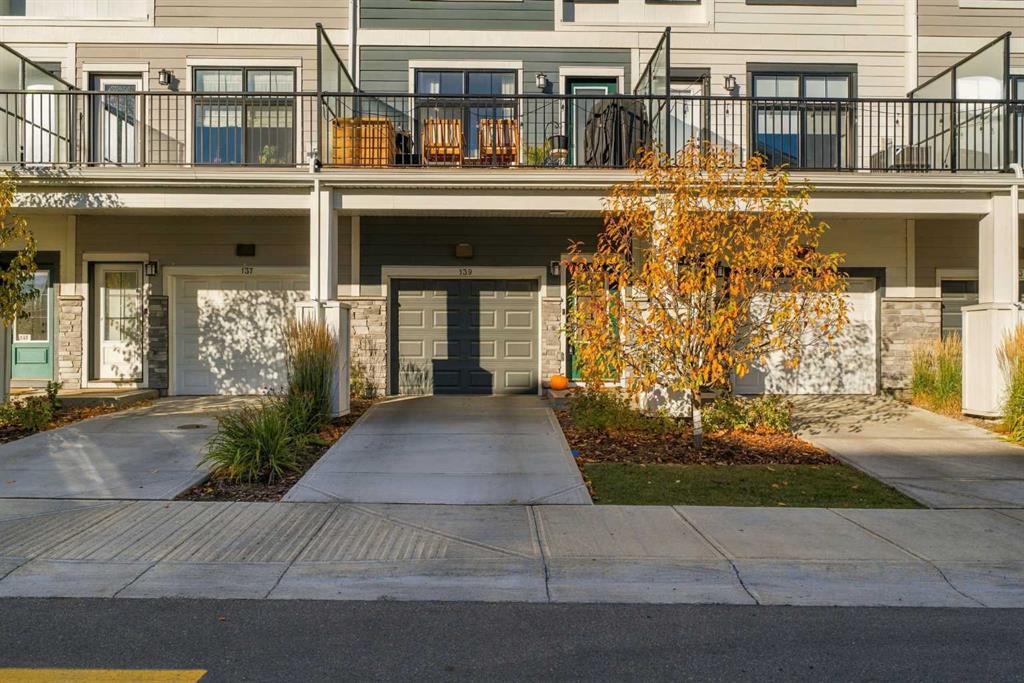 Third View of 139 Les Jardins Park SE, Douglasdale/Glen, Calgary, Alberta, T2C5V3