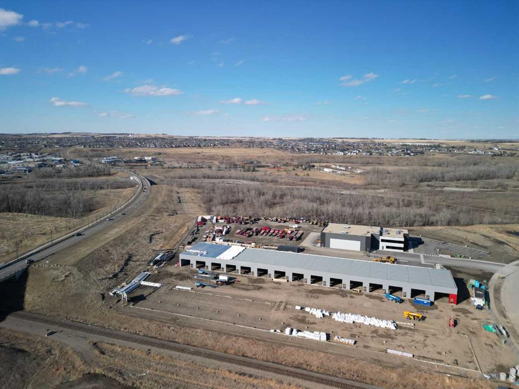Fifth View of 18, 25 Southbank Crescent , Southbank Business Park, Okotoks, Alberta, T1S5S8