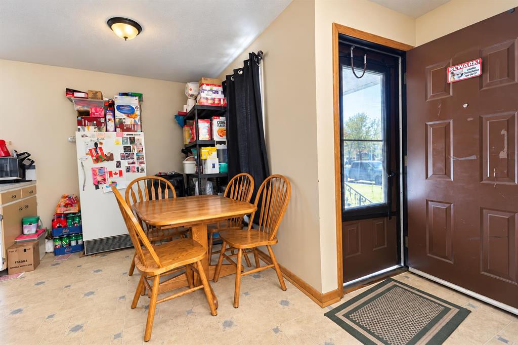 Fifth View of 1709 15 Avenue S, Agnes Davidson, Lethbridge, Alberta, T1K 0W8