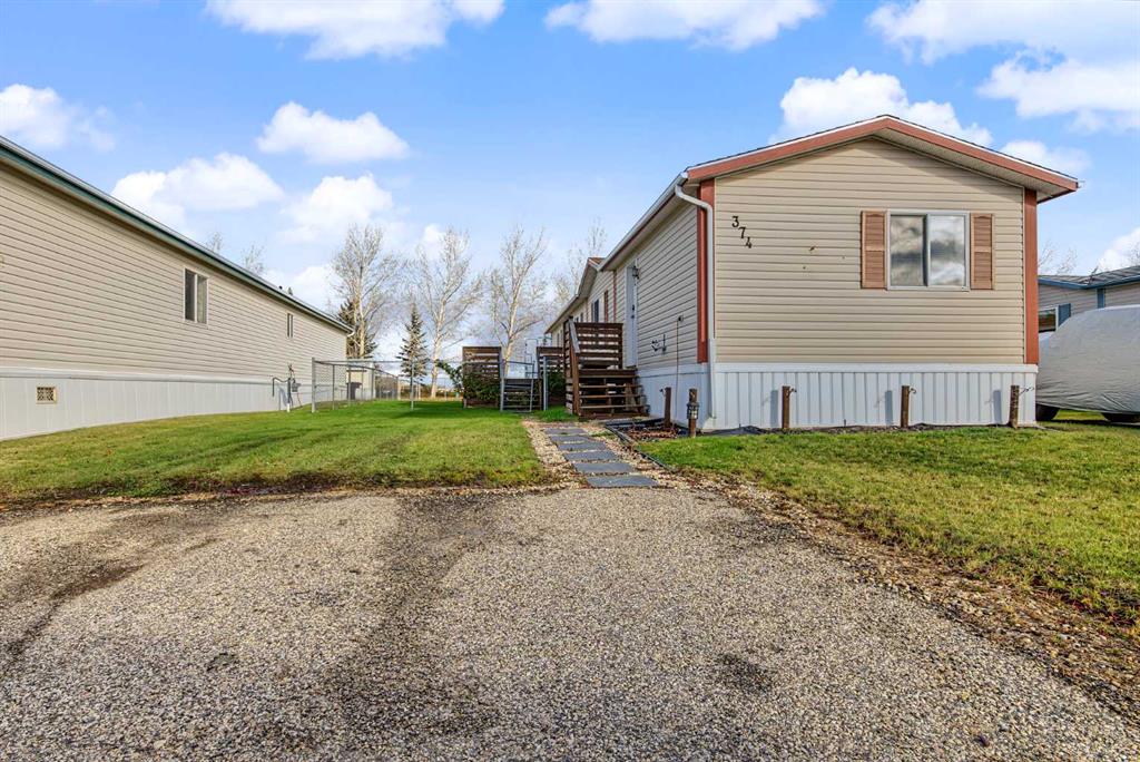 374 Scott Lane , A2352572, Alberta,