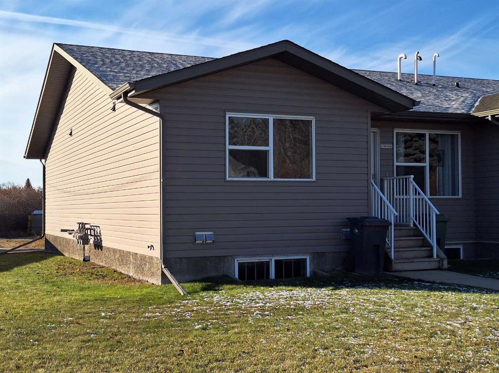 Fourth View of 1, 5311 57 Avenue , Lucas Heights, Ponoka, Alberta, T4J 1B0