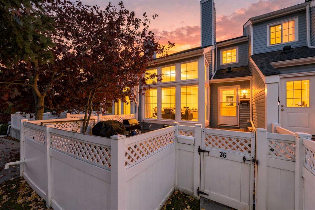 36, 28 Berwick Crescent NW, A2352632, Alberta,