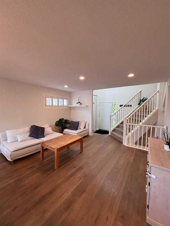 Fifth View of 18 Sarcee Place W, Indian Battle Heights, Lethbridge, Alberta, T1K 7J6