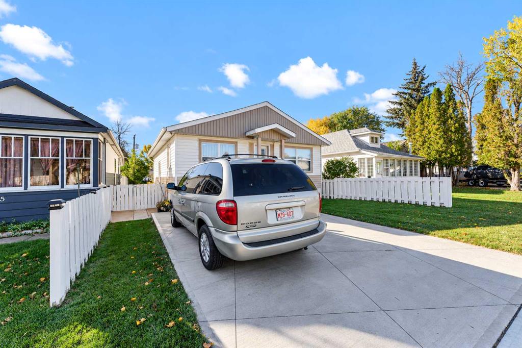 Fourth View of 473 10 Street SE, SE Hill, Medicine Hat, Alberta, T1A 1R2