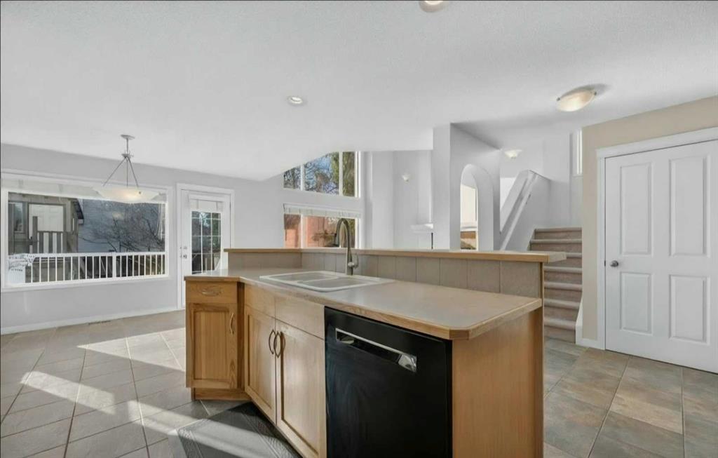Fifth View of 238 New Brighton Circle SE, New Brighton, Calgary, Alberta, T2Z 4B2
