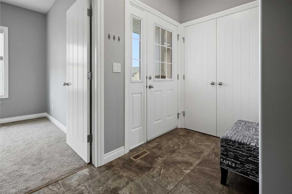Fifth View of 59 Crestview Boulevard , Crestview, Sylvan Lake, Alberta, T4S 0N6