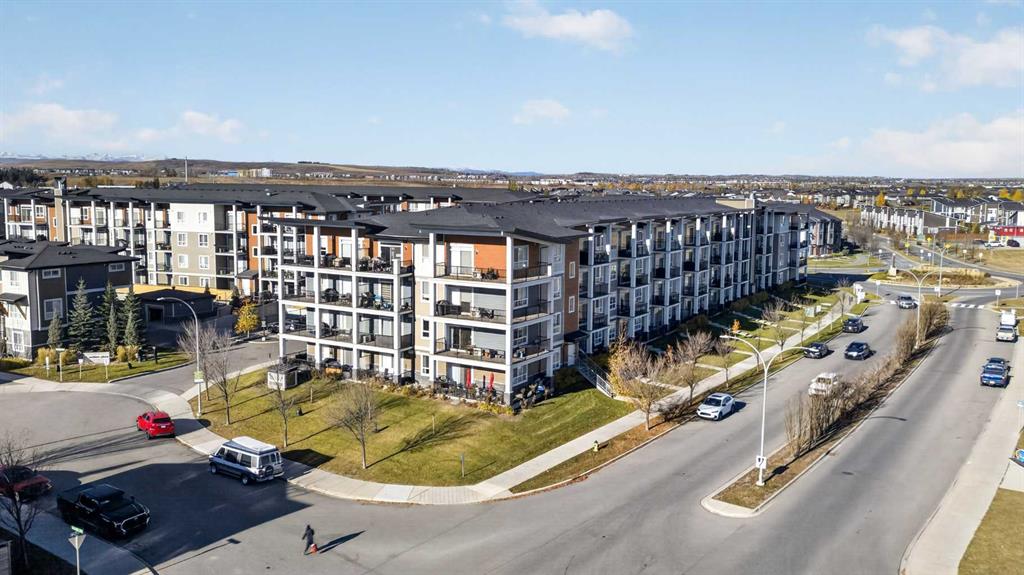 217, 10 Walgrove  SE, A2352831, Alberta,