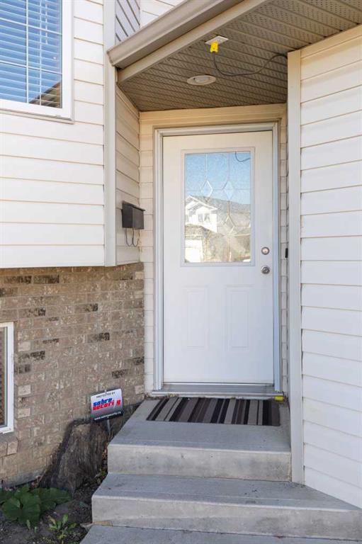 Fourth View of 593 Stark Way SE, SE Southridge, Medicine Hat, Alberta, T1B4P6