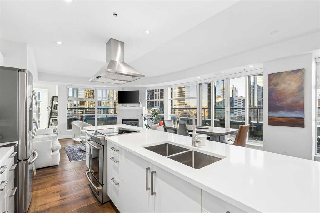 Fifth View of 1005, 205 Riverfront Avenue SW, Chinatown, Calgary, Alberta, T2P5K4