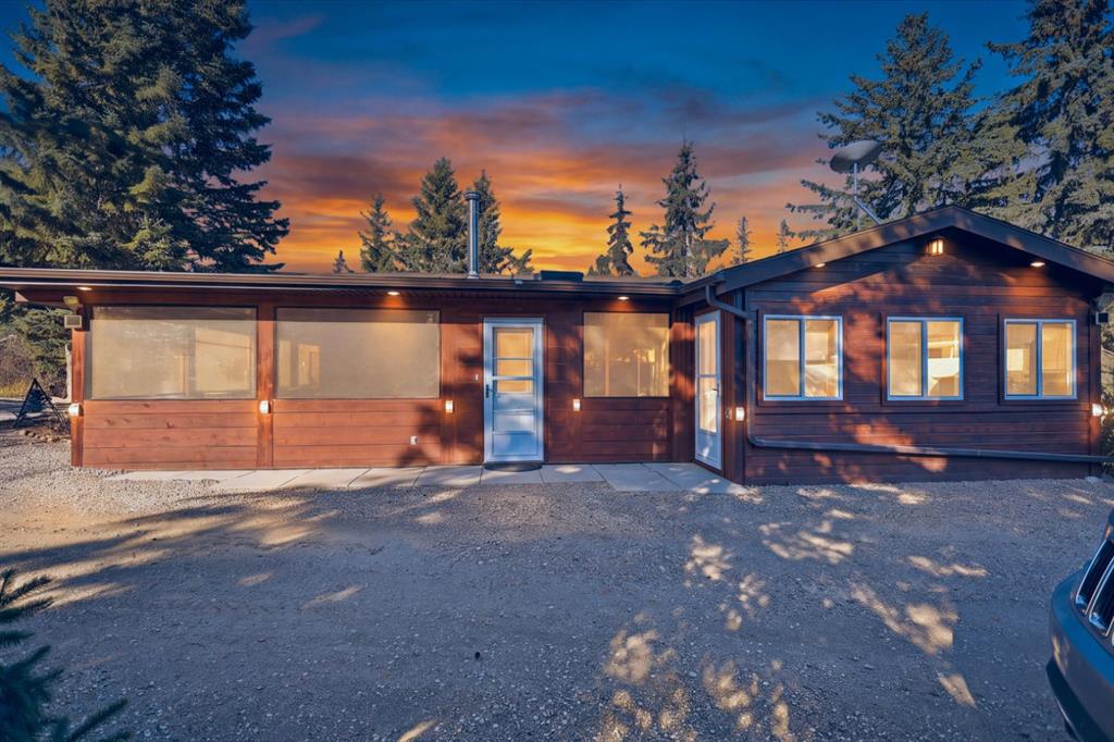 300, 35102 Range Road 24  , A2352904, Alberta,