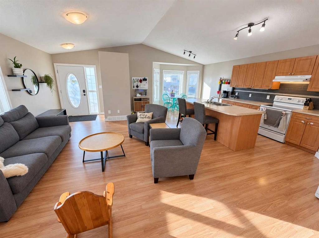 Fifth View of 321 10B Street , NONE, Nobleford, Alberta, T0L1S0