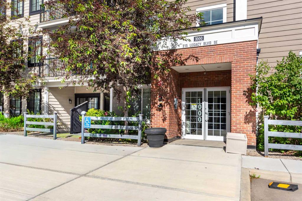 1407, 215 Legacy Boulevard SE, A2353017, Alberta,