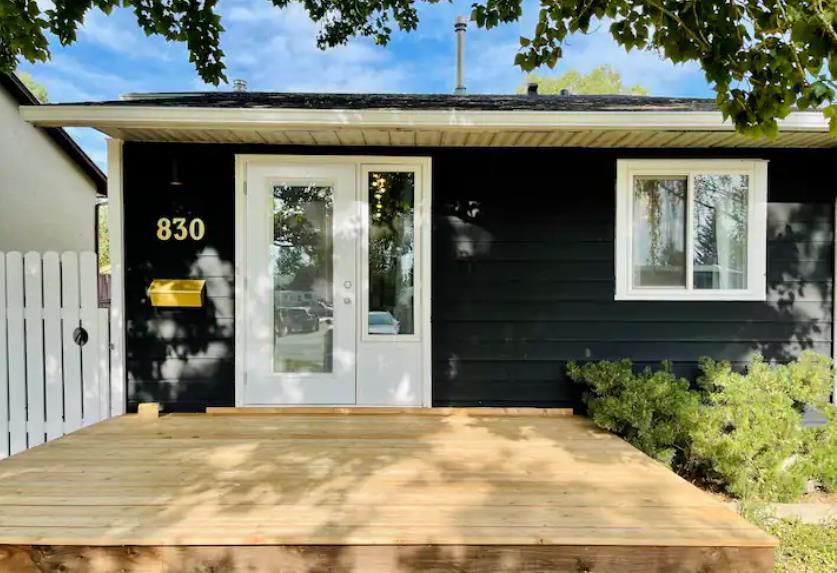 830 Columbia Boulevard W, A2353047, Alberta,