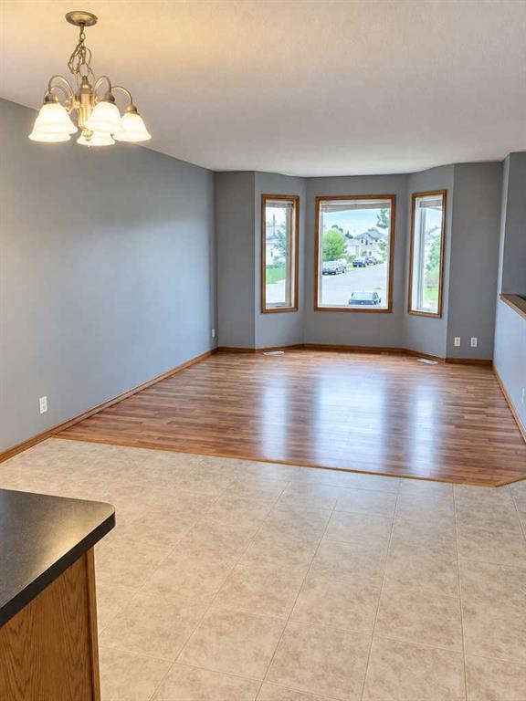 Fifth View of 231 Kendrew Drive , Kingsgate, Red Deer, Alberta, T4P 3Z1