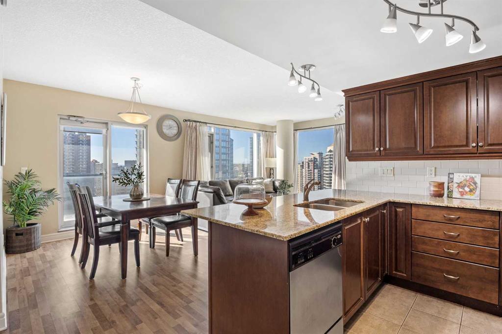 Third View of 2308, 910 5 Avenue SW, Downtown Commercial Core, Calgary, Alberta, T2P 0C3