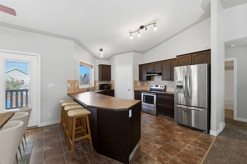 Third View of 138 Jenner Crescent , Johnstone Crossing, Red Deer, Alberta, T4P 0E4