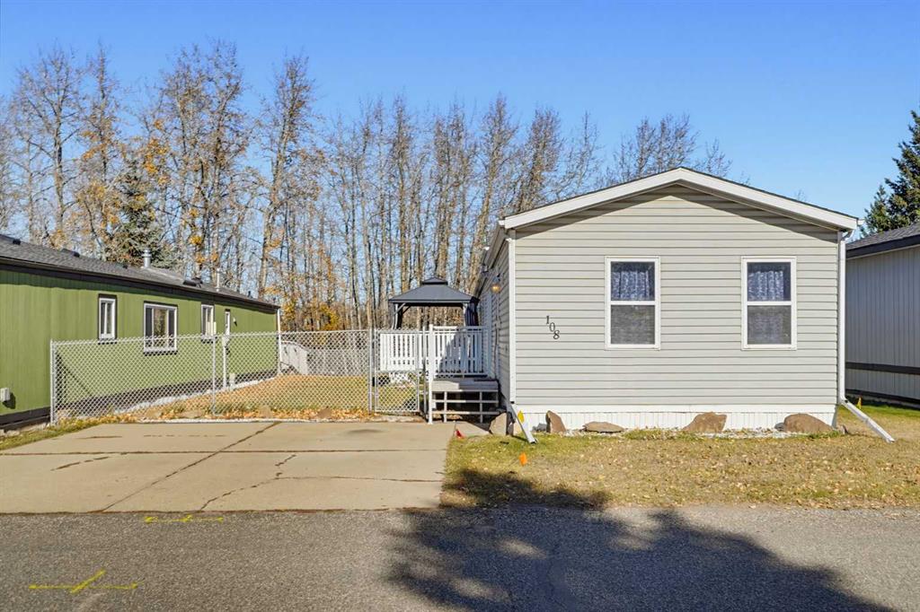 108, 37543 England Way  , A2353216, Alberta,