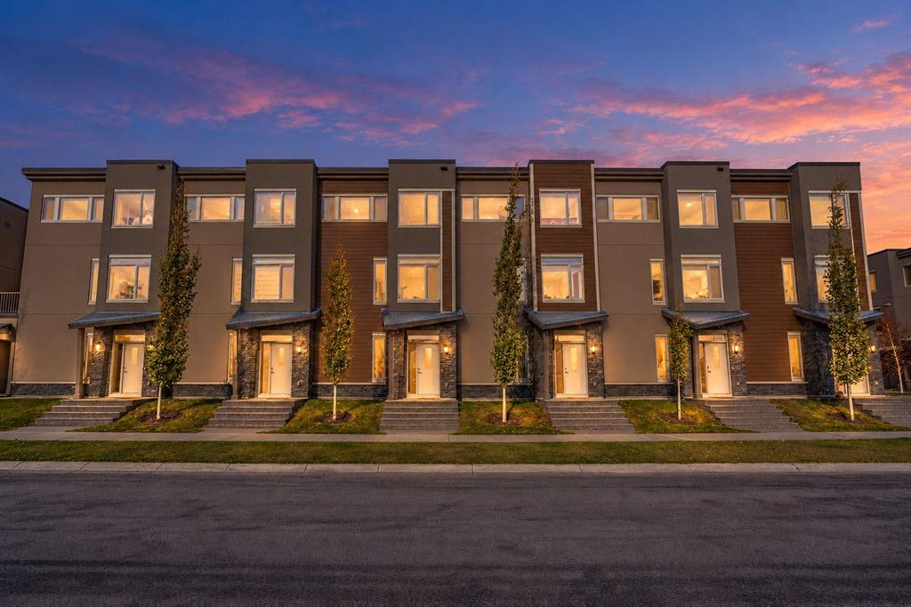 8354 9 Avenue SW, A2353243, Alberta,