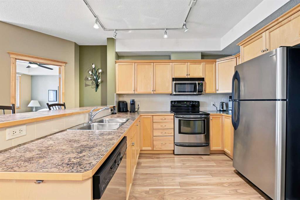 Fifth View of 330, 15 Everstone Drive SW, Evergreen, Calgary, Alberta, T2Y 5B5