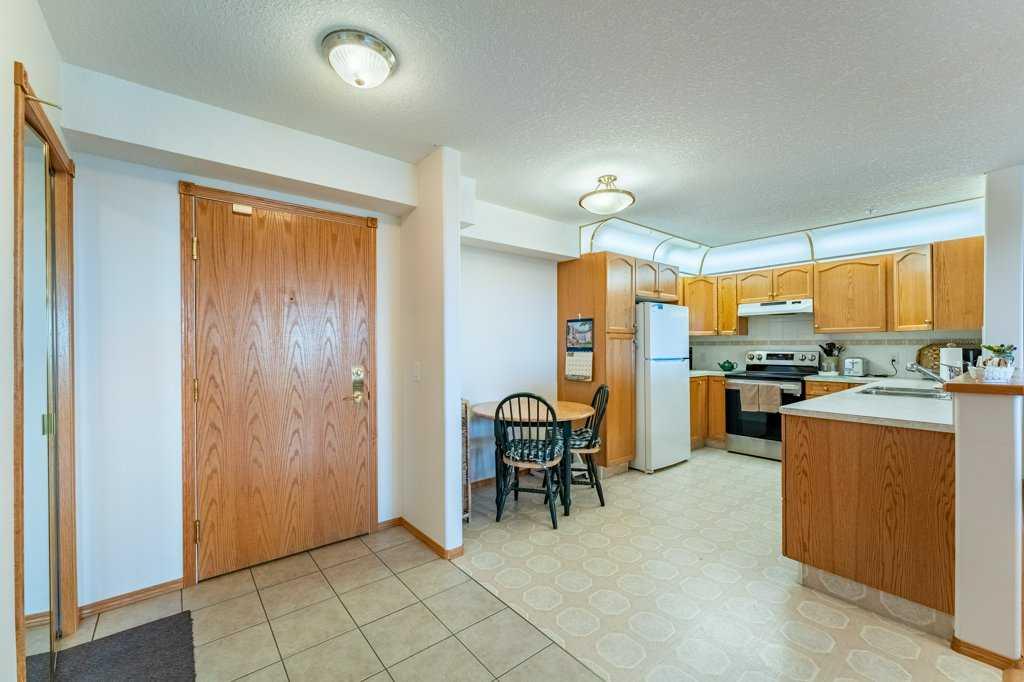 Fifth View of 136, 728 Country Hills Road NW, Country Hills, Calgary, Alberta, T3K 5K8