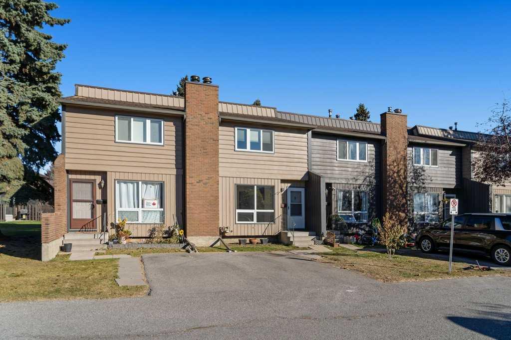 Third View of 20, 9908 Bonaventure Drive SE, Willow Park, Calgary, Alberta, T2J 5E3