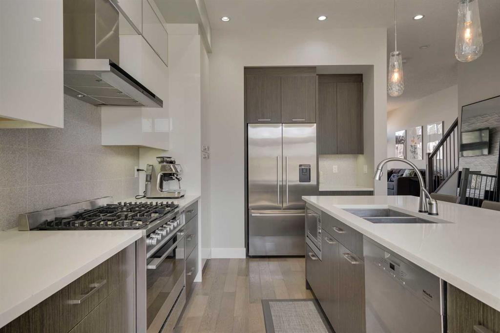 Fifth View of 2341 22 Avenue SW, Richmond, Calgary, Alberta, T2T 0T1