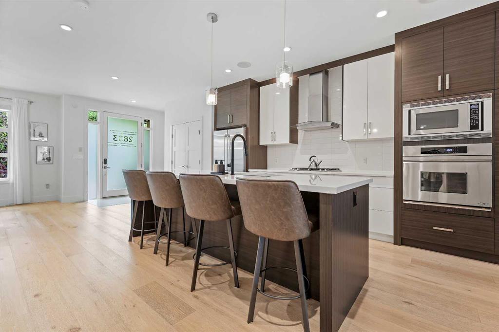 Third View of 2833 26 Street SW, Killarney/Glengarry, Calgary, Alberta, T3E 2B1