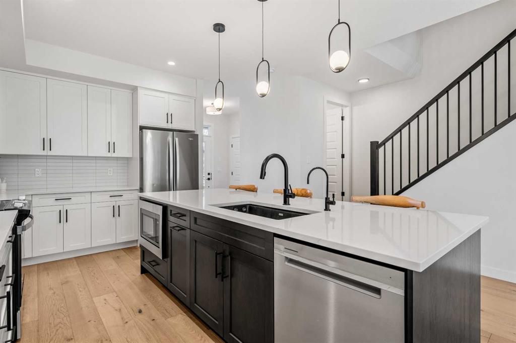 Fifth View of 15041 37 Street SW, Alpine Park, Calgary, Alberta, T2Y 0R5