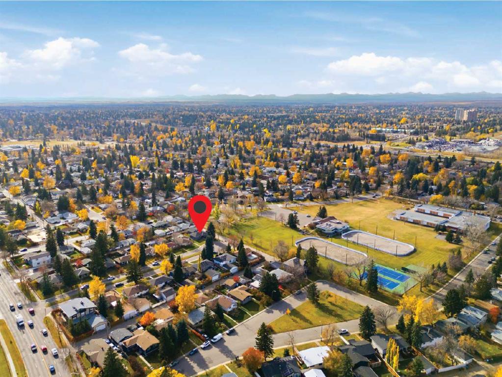 Fifth View of 31 Hoover Place SW, Haysboro, Calgary, Alberta, T2V 3G5