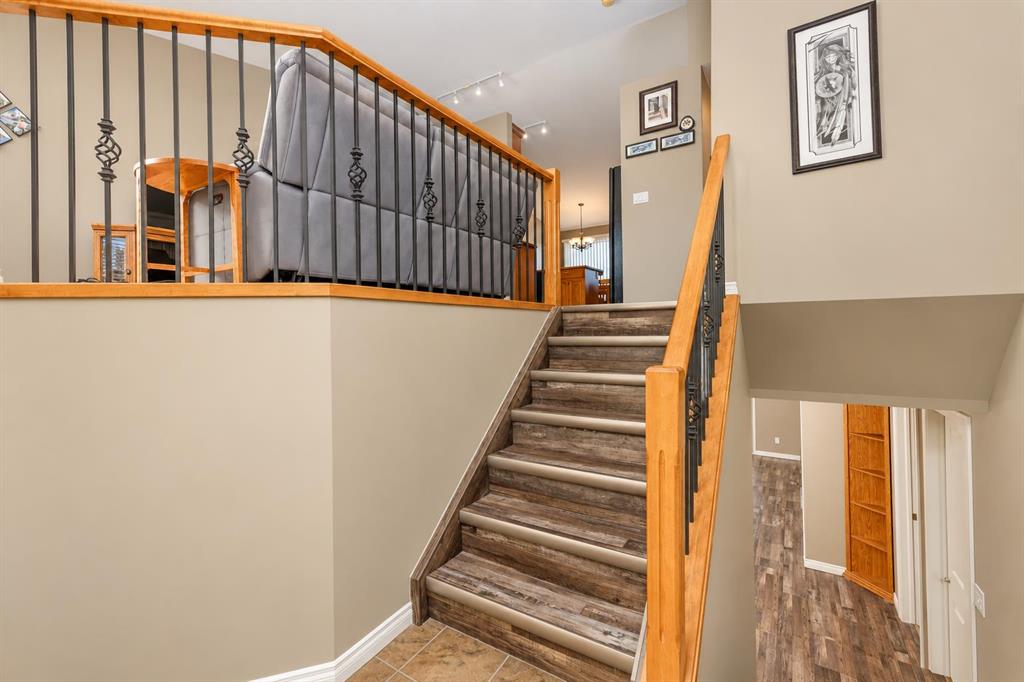 Fourth View of 44 Isaacson Crescent , Inglewood West, Red Deer, Alberta, T4R 3N1