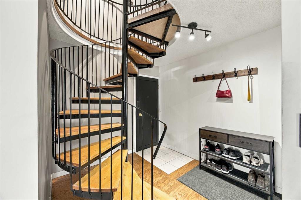 Fifth View of 1002, 1140 15 Avenue SW, Beltline, Calgary, Alberta, T2R 1K6
