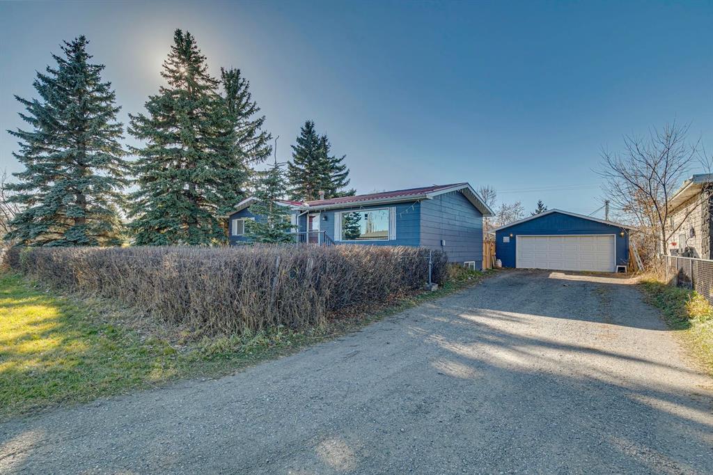 201 2 Street NW, A2353485, Alberta,