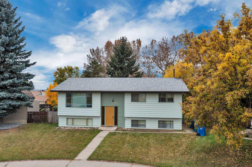 5724 57 Street Close , A2353502, Alberta,