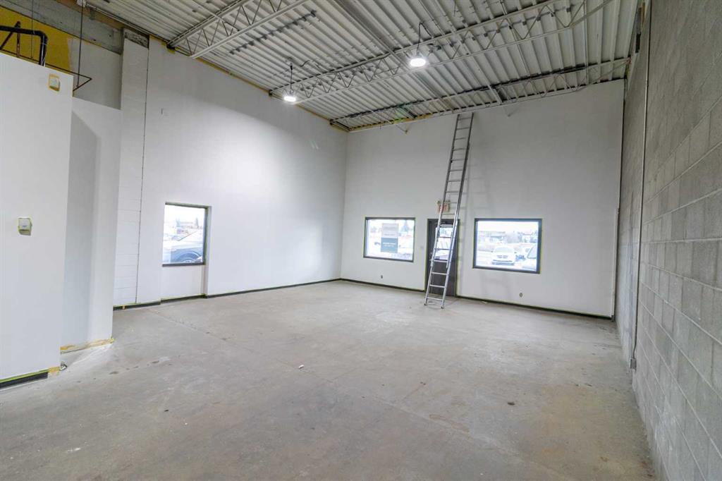 Fifth View of 4139 Edmonton Trail NE, Greenview Industrial Park, Calgary, Alberta, T2E 2M7