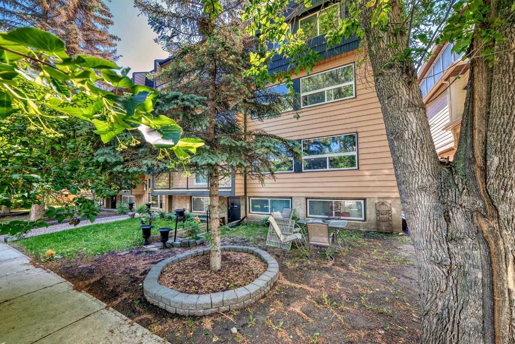 401, 1027 1 Avenue NW, A2353520, Alberta,