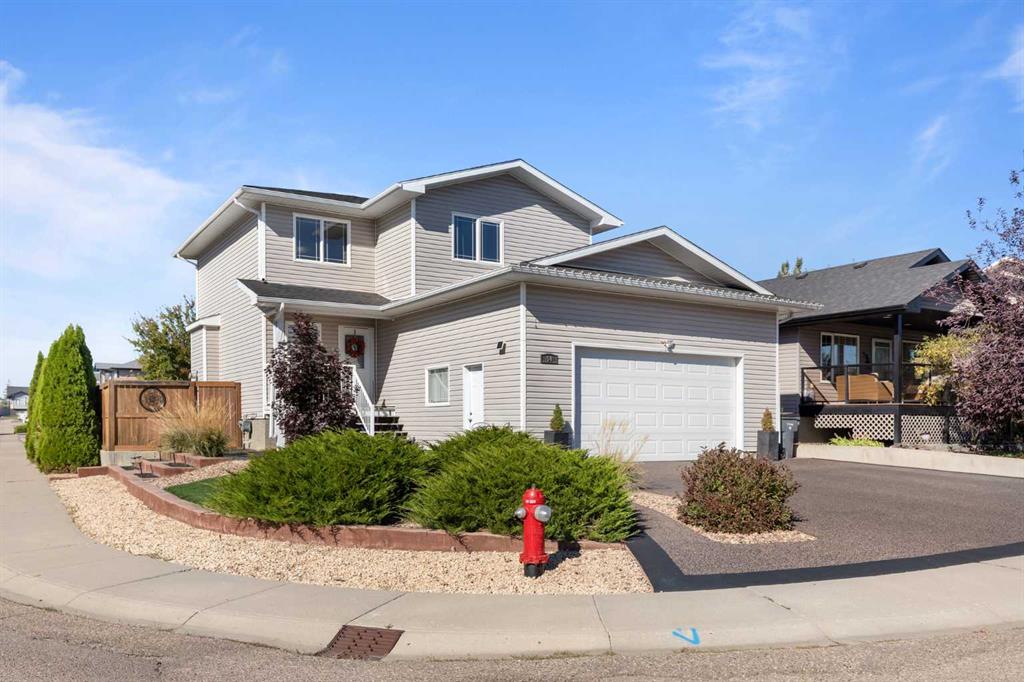 Third View of 54 Vista Close SE, SE Southridge, Medicine Hat, Alberta, T1B0A9
