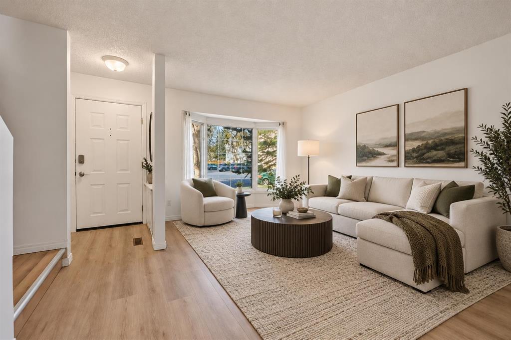Fourth View of 70 Edgeburn Crescent NW, Edgemont, Calgary, Alberta, T3A 4J3