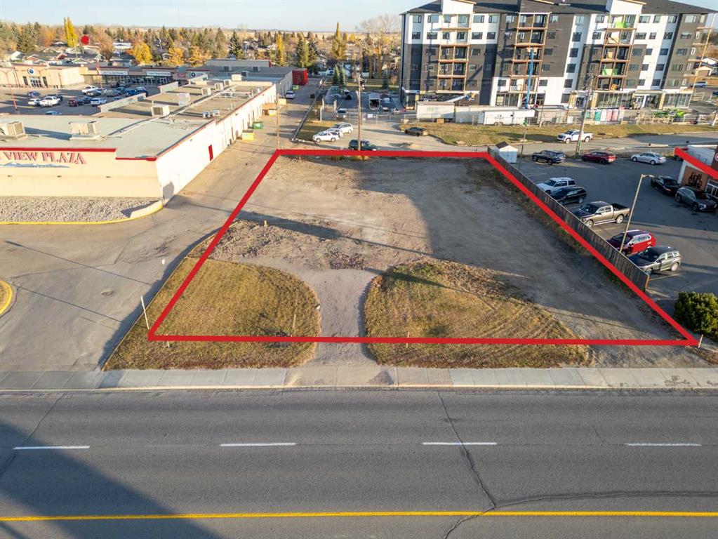 Third View of 5122/5126 46 Street , NONE, Olds, Alberta, T4H 1A5