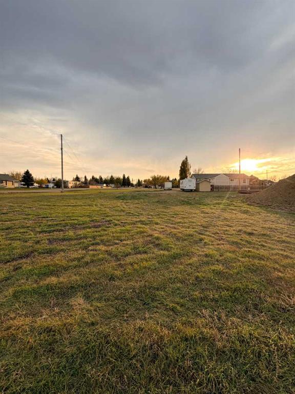 731 Park Drive  W, A2353621, Alberta,