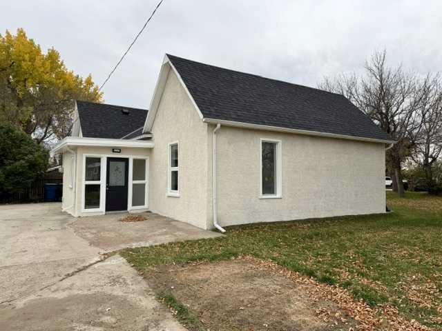 Fourth View of 293 N 100  W, NONE, Raymond, Alberta, T0K 2S0
