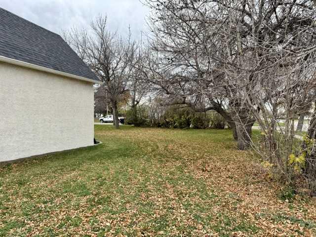 Fifth View of 293 N 100  W, NONE, Raymond, Alberta, T0K 2S0