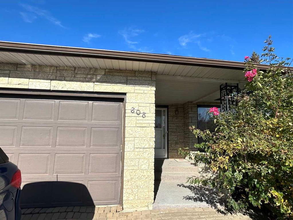 Third View of 808 4 Avenue W, West End, Brooks, Alberta, T1R0B5