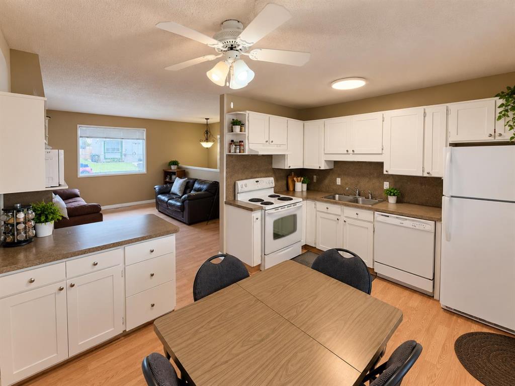 Fifth View of 1521 19 Avenue N, Winston Churchill, Lethbridge, Alberta, T1H4W2