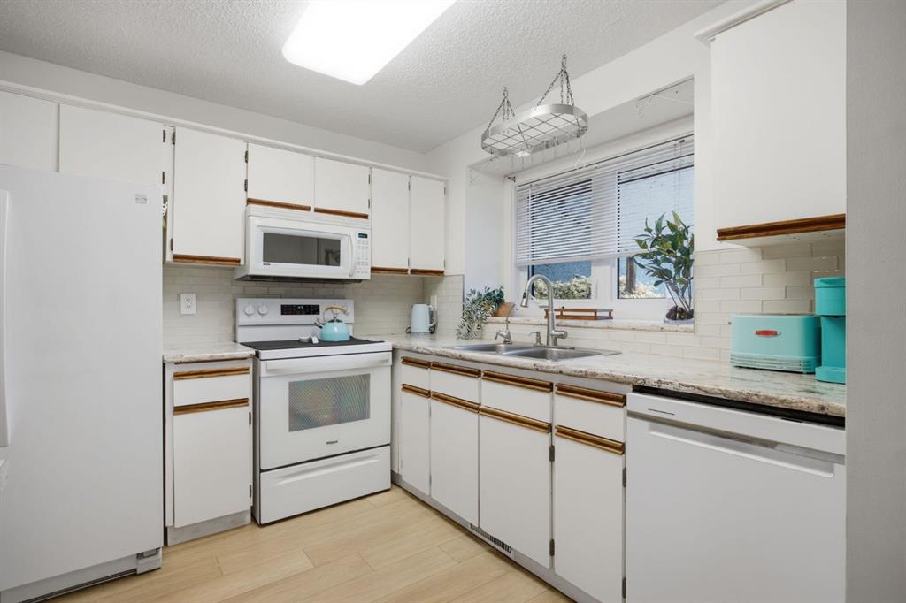 Fourth View of 103 Garson Place , Grayling Terrace, Fort McMurray, Alberta, T9J 1L1