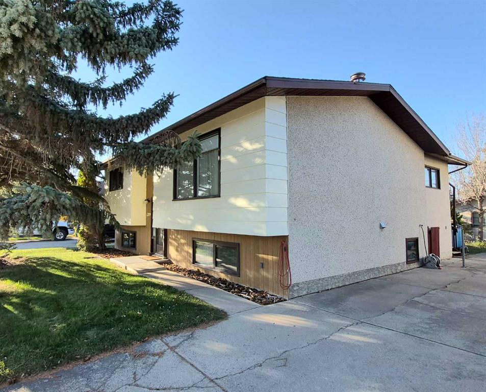Third View of 5209 40 Avenue , NONE, Taber, Alberta, T1G 1C6