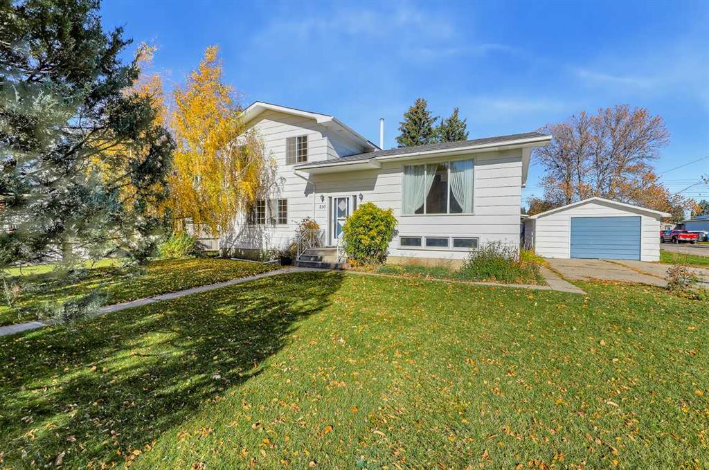 210 2 Avenue SE, A2353688, Alberta,