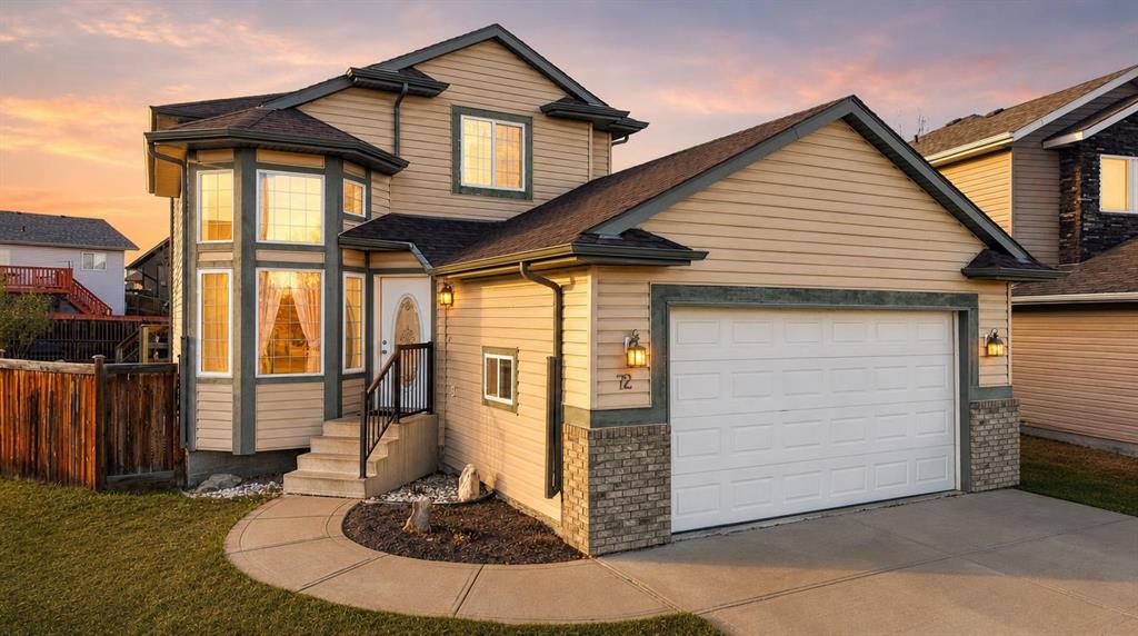 72 Oak Drive , A2353691, Alberta,