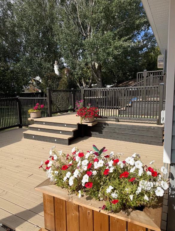 Fifth View of 31 9 Street W, West End, Brooks, Alberta, T1R 0B7