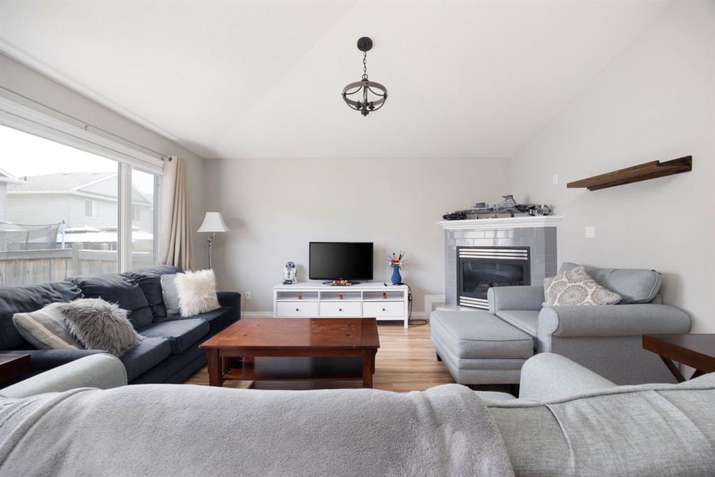Fourth View of 177 Swanson Crescent , Timberlea, Fort McMurray, Alberta, T9K 2V9